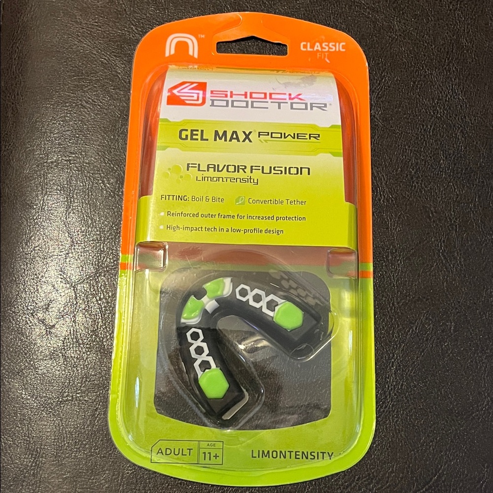 NEW Shock Doctor gel max Flavor Fusion mouth guard